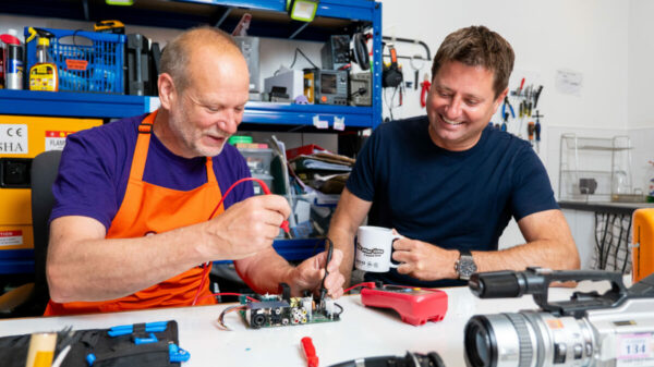 George-Clarke-at-the-Fixing-Factory-marking-the-launch-of-Virgin-Media-O2-and-Hubbubs-Time-After-Time-Fund e-waste