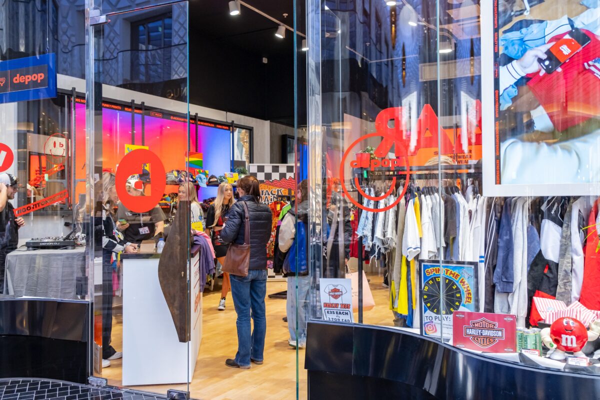 Circular marketplace Depop is bringing pre-loved fashion to the high street as it launches a number of second-hand pop-ups across the UK.
