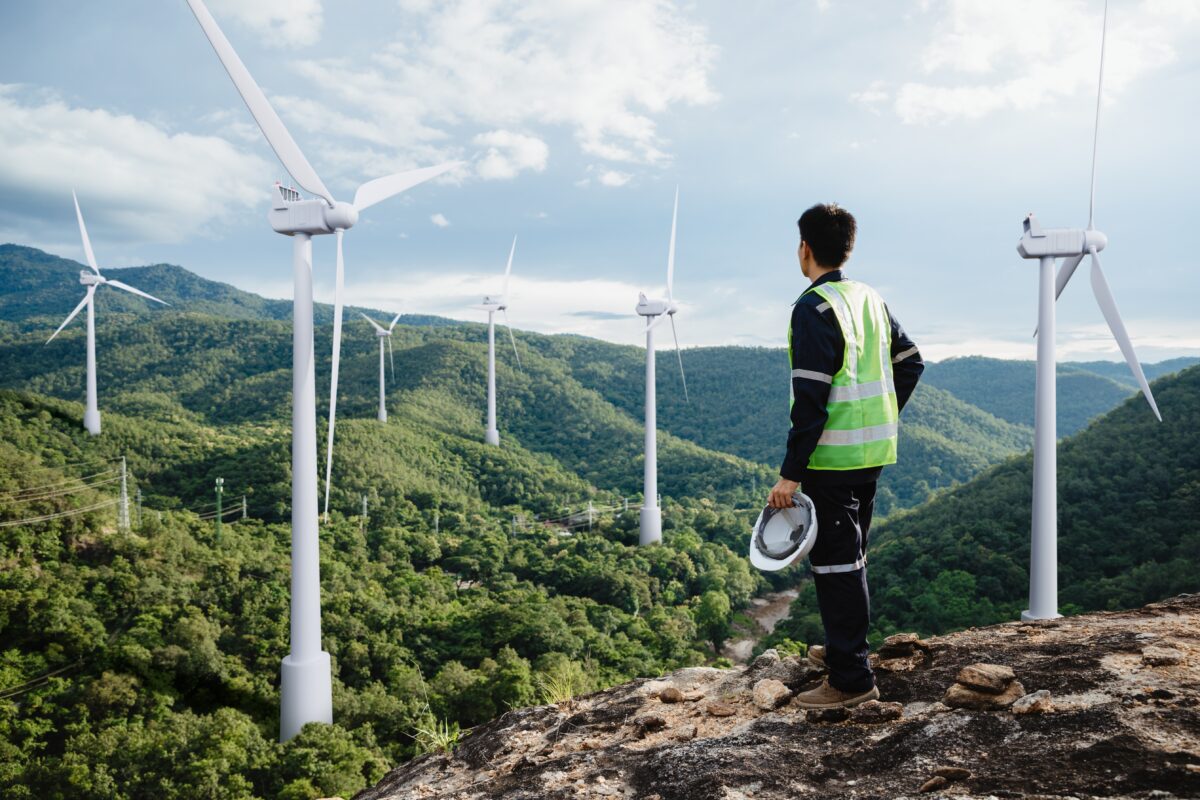 Image of solar panel installer. Less than half (46%) of the respondents were familiar with the kind of jobs that would exist in the green economy.