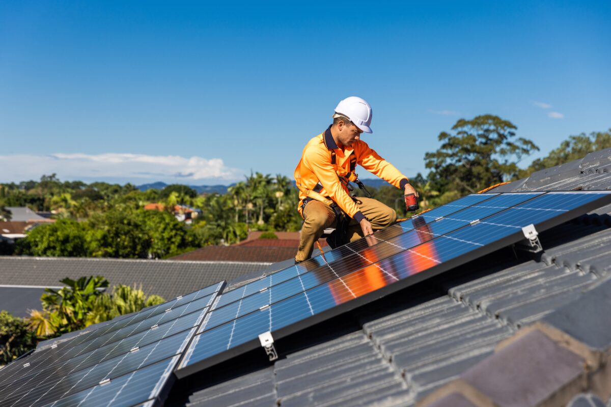 Octopus Energy has teamed with one of the UK's largest housebuilders Bellway Homes to create thousands of low-carbon ‘Zero Bills’ homes.