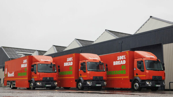 Warburtons has taken delivery of a further four Renault Trucks E-Tech D16s.