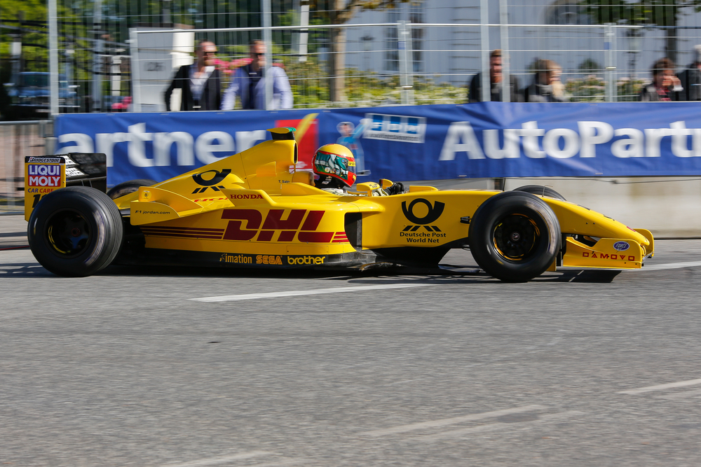 Barry Walker in a Jordan EJ12 formula one racing car at the Classic Race Aarhus 2015 F1