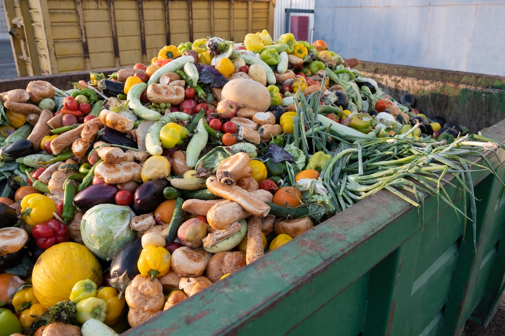 More than 30 firms - including Tesco, Aldi and Waitrose - are urging the government to tackle food waste that coststhe UK nearly £22bn a year.